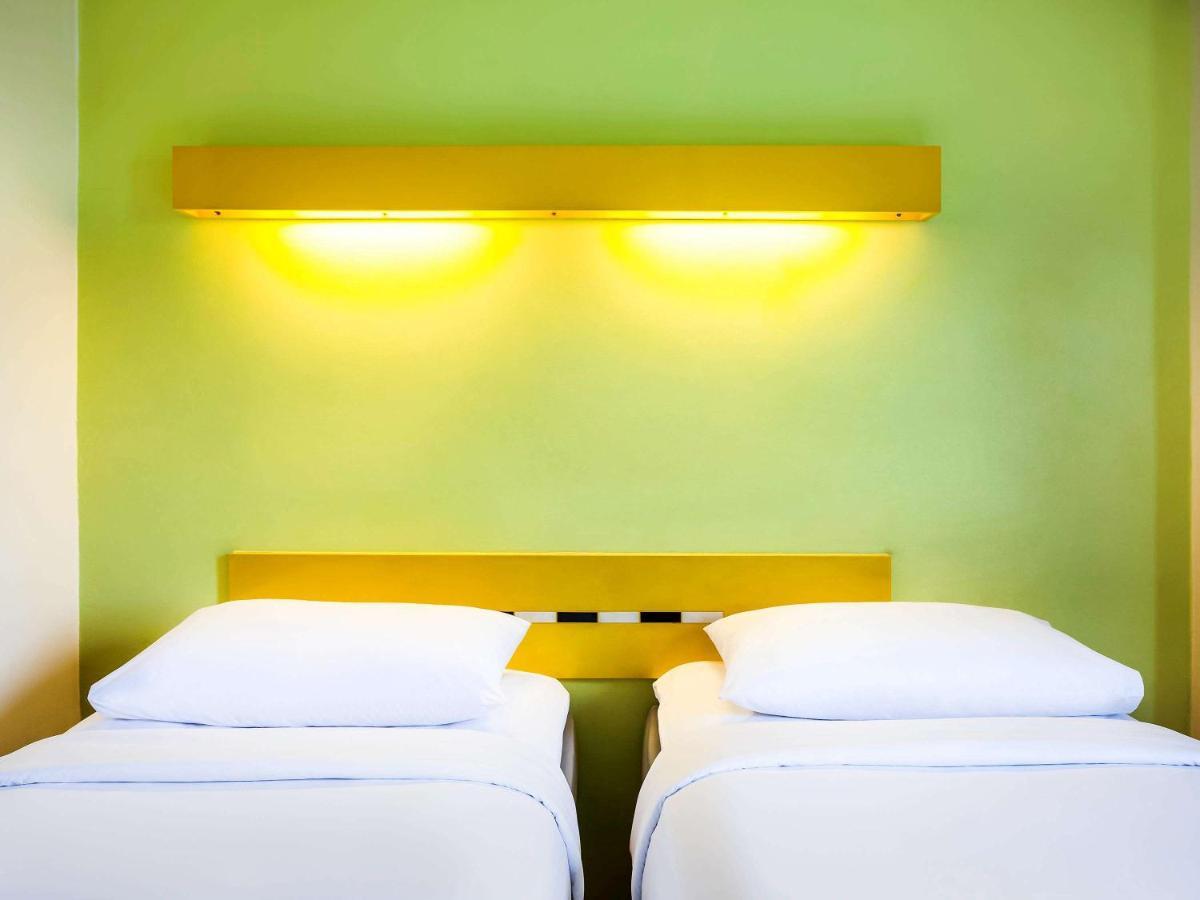 Ibis Budget Jakarta Cikini Exteriér fotografie