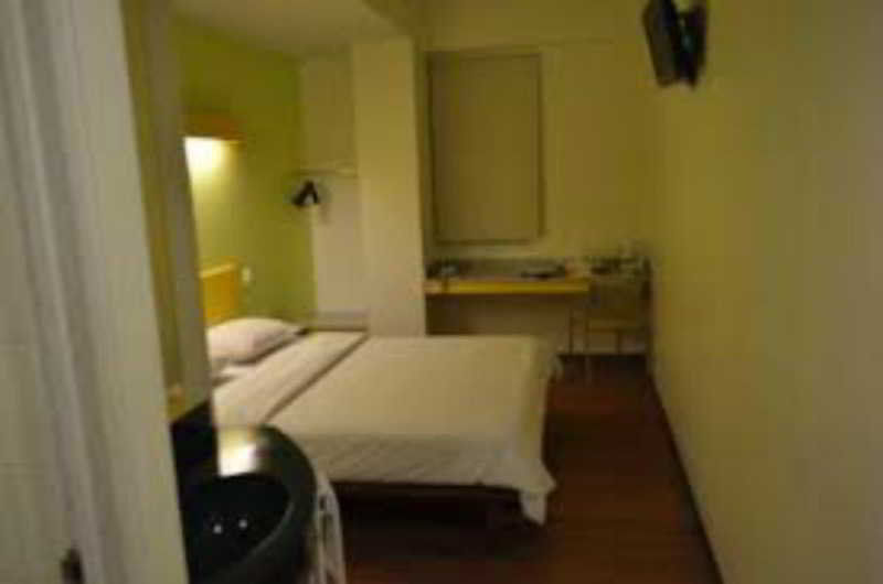 Ibis Budget Jakarta Cikini Exteriér fotografie